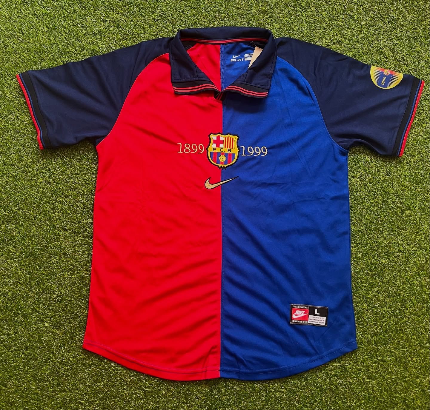 FC Barcelona 1999/2000 Home Jersey