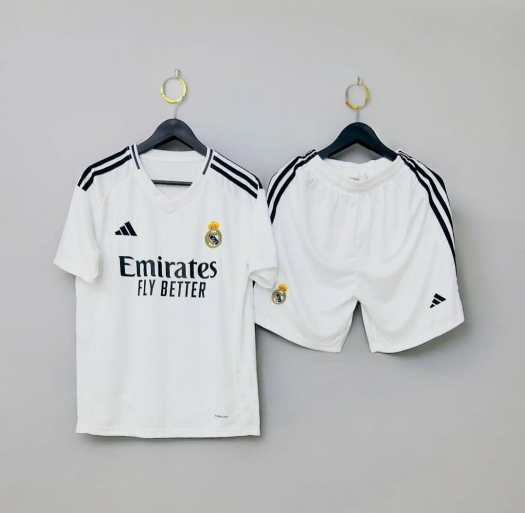 Real Madrid Home Kit 2022\23