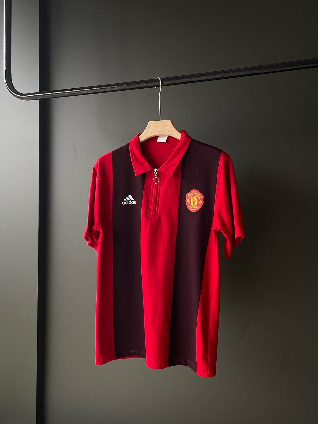 Manchester United Zipper T-Shirt
