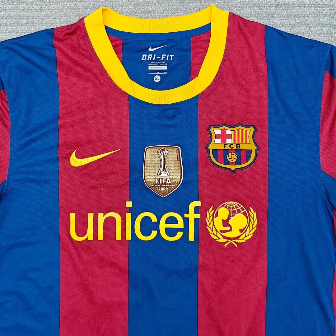 FC Barcelona 2010/11 Home Jersey