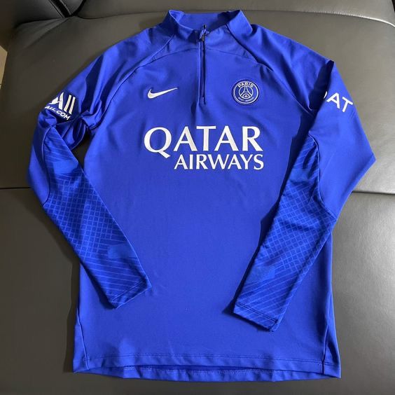 Qatar Airways Zipper blue